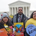 How can social workers help immigrant families